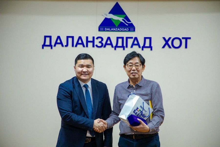 ӨМНӨГОВЬ: Байгаль, цаг уурын нөхцөлд тохирсон дөрвөн улирлын ухаалаг хүлэмжийн төсөл хэрэгжүүлнэ